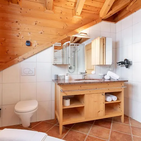 Haus Bergsehnsucht Holiday home Muhlen (Tyrol)